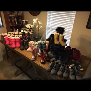 36 item lot sale women’s and kids footwear